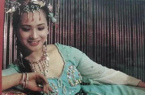 演员张青,光影交织，演绎人生百态